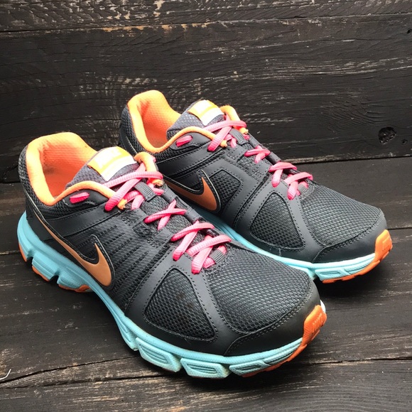 Nike Shoes - Nike Downshifter 5 Running Shoes Size 9.5